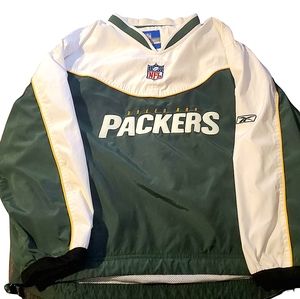 NFL Reebok GreenBay Packers pull over jacket  Size Youth M 10/12